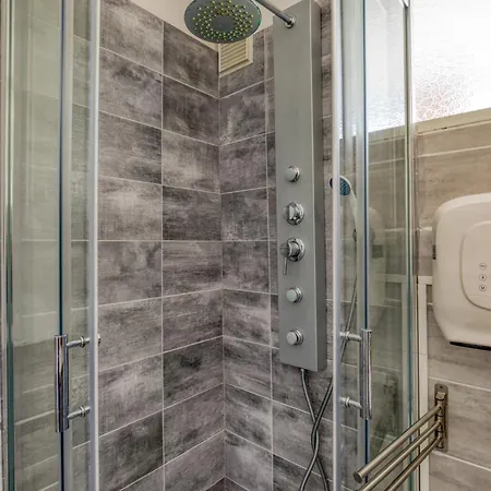 Le Cosy à Pyramide La Grande Motte