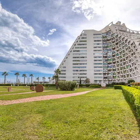 Le Cosy A Pyramide